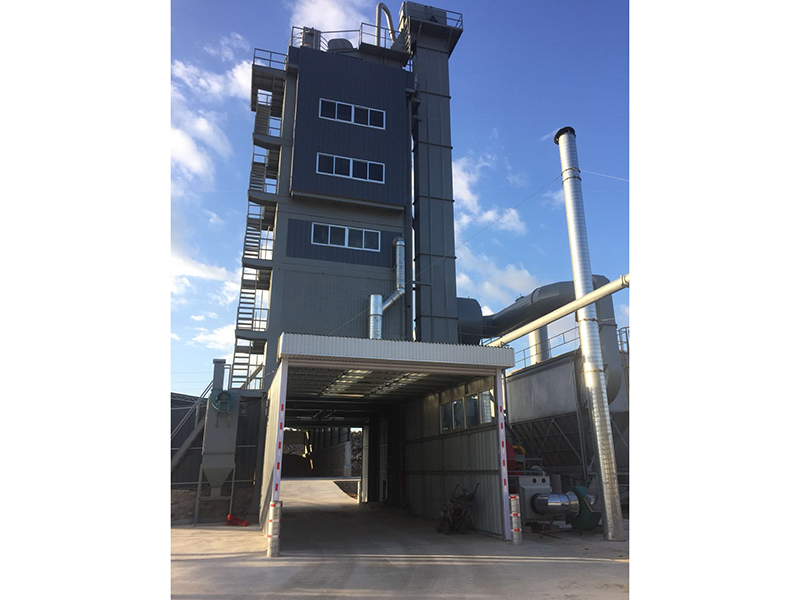工程案例一、2018年10月煙臺工地hqb3500型瀝青攪拌站